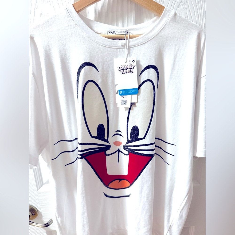 NEW Zara Looney Tunes Bugs Bunny Face Graphic T-shirt